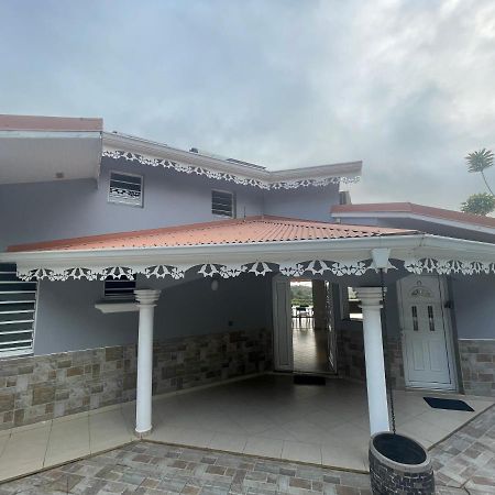 Les Appart Villa Sunbay Caraibes Avec Piscine Privative Vue Mer Et Montagne Le François Buitenkant foto