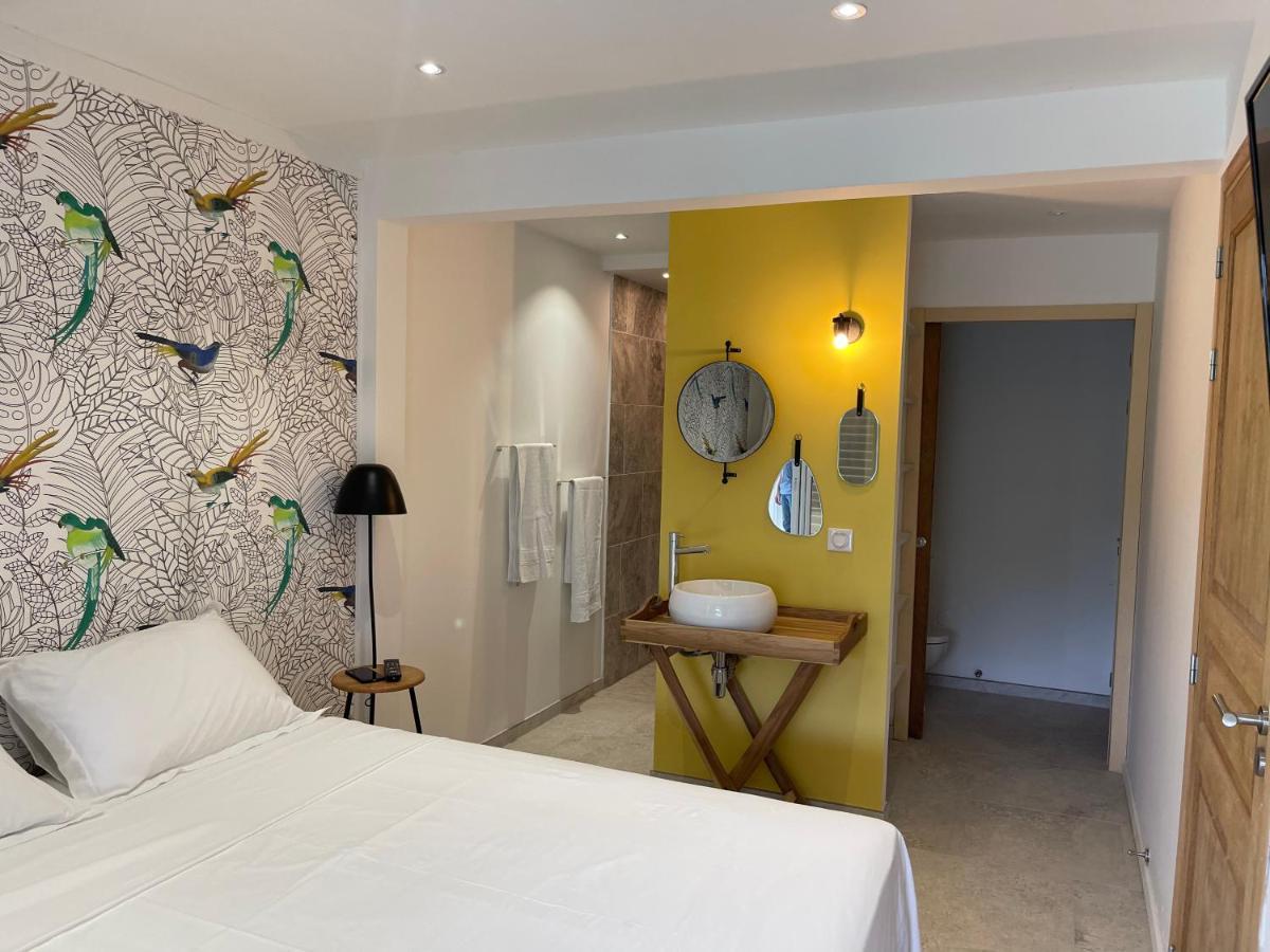 Les Appart Villa Sunbay Caraibes Avec Piscine Privative Vue Mer Et Montagne Le François Buitenkant foto