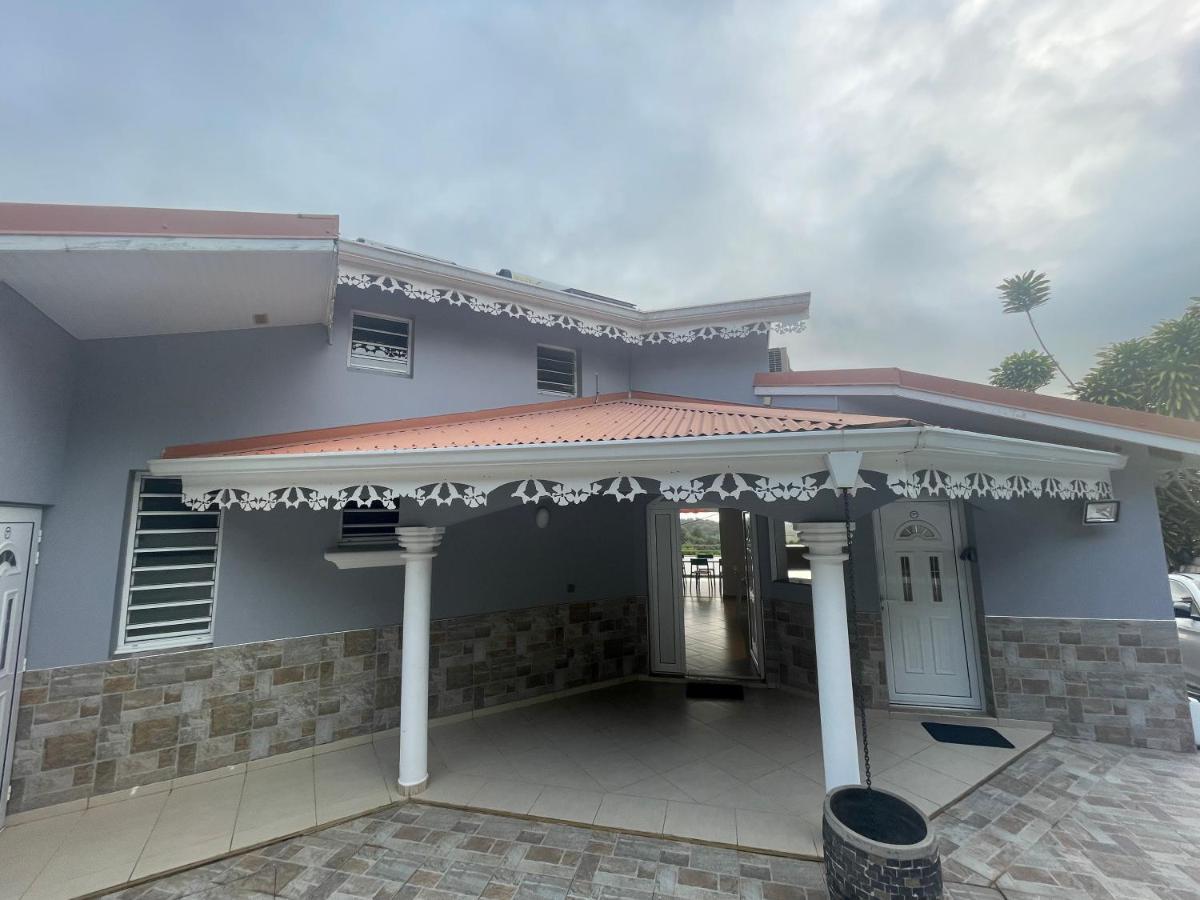 Les Appart Villa Sunbay Caraibes Avec Piscine Privative Vue Mer Et Montagne Le François Buitenkant foto