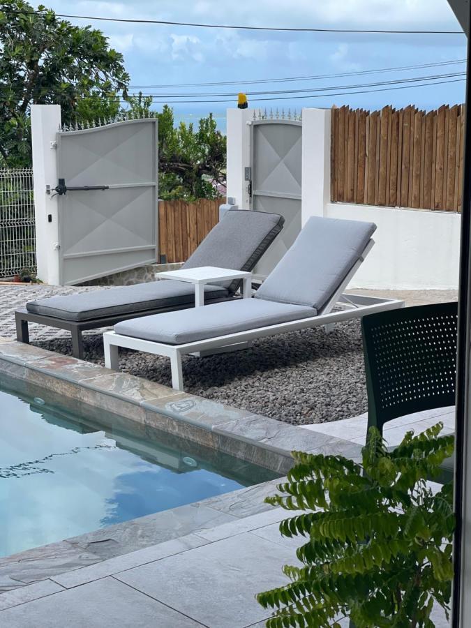 Les Appart Villa Sunbay Caraibes Avec Piscine Privative Vue Mer Et Montagne Le François Buitenkant foto