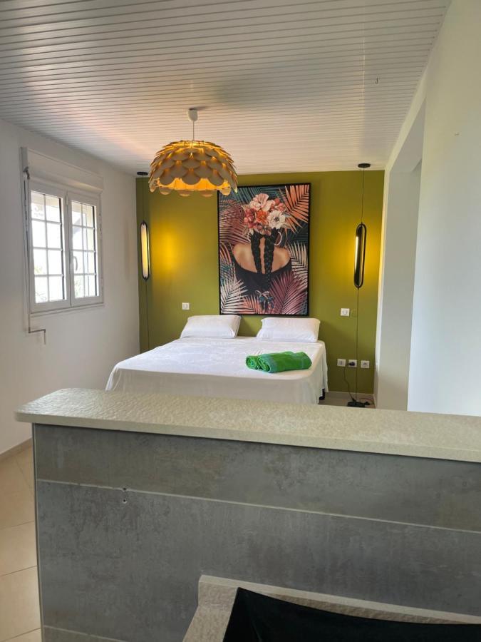 Les Appart Villa Sunbay Caraibes Avec Piscine Privative Vue Mer Et Montagne Le François Buitenkant foto