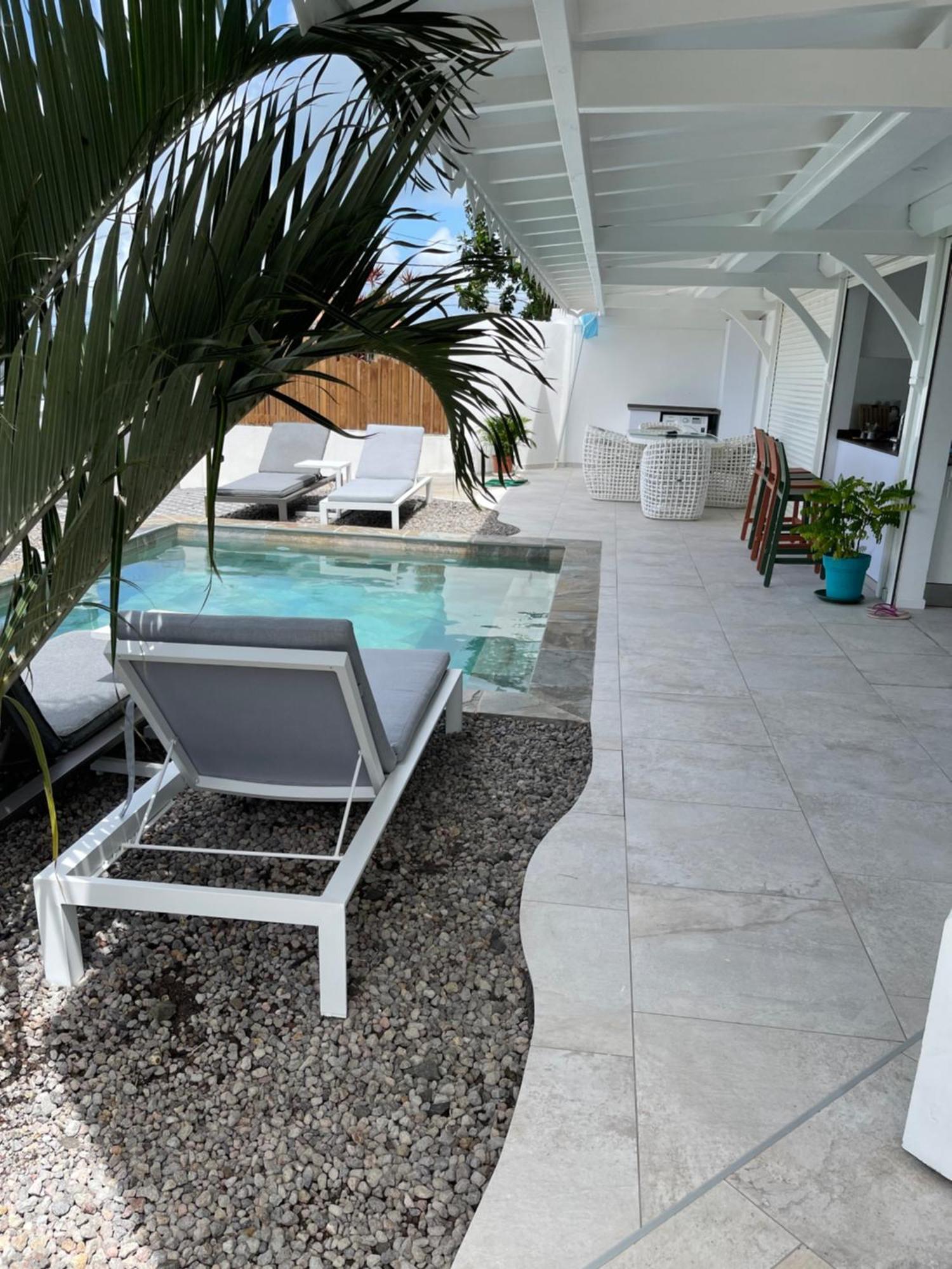 Les Appart Villa Sunbay Caraibes Avec Piscine Privative Vue Mer Et Montagne Le François Buitenkant foto