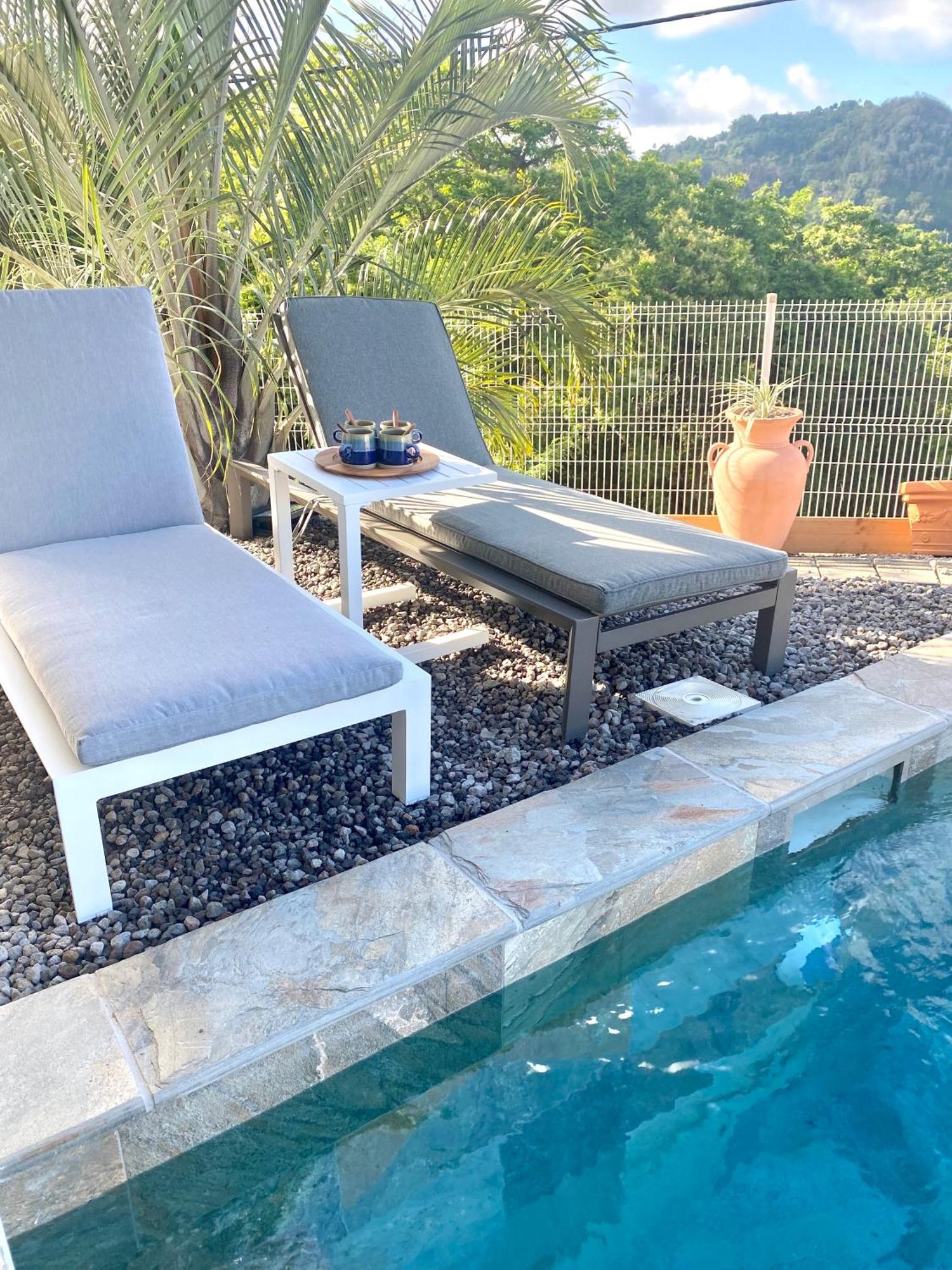 Les Appart Villa Sunbay Caraibes Avec Piscine Privative Vue Mer Et Montagne Le François Buitenkant foto