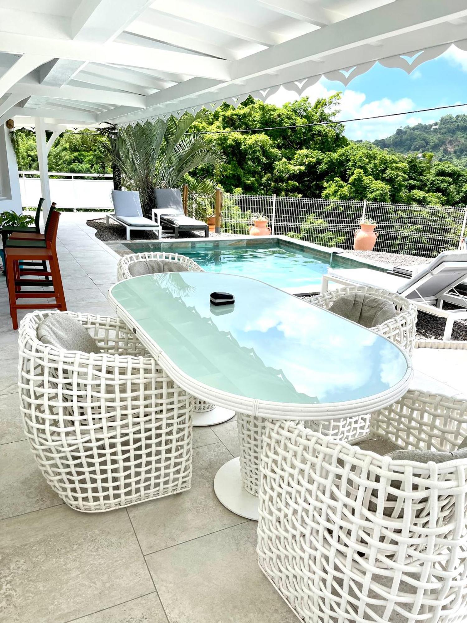Les Appart Villa Sunbay Caraibes Avec Piscine Privative Vue Mer Et Montagne Le François Buitenkant foto